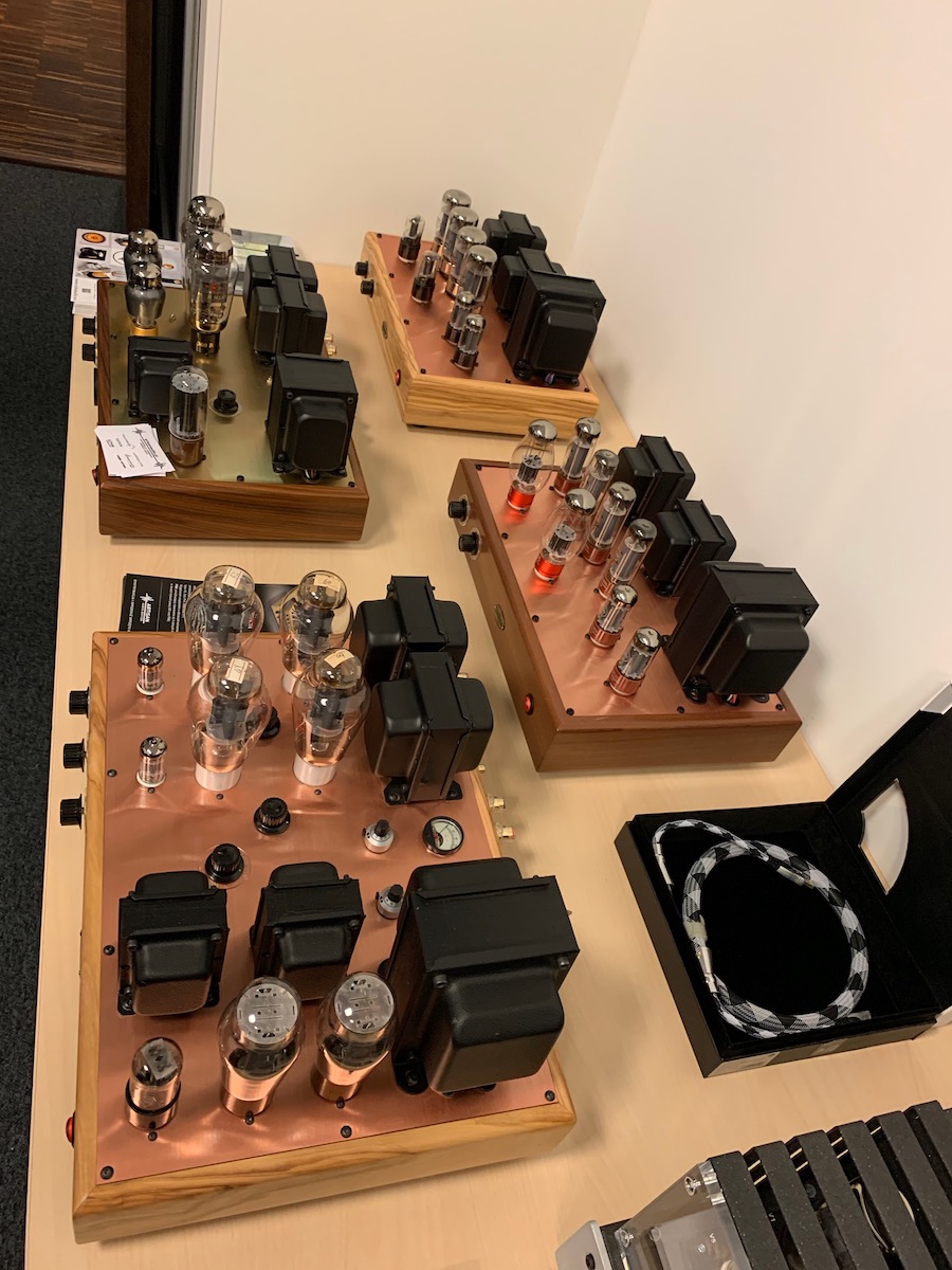 Large display of Tetkron Copper top plate amplifiers